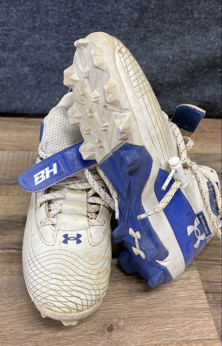 Under Armour Harper 7 White Blue Baseball Cleats Youth Size 4Y