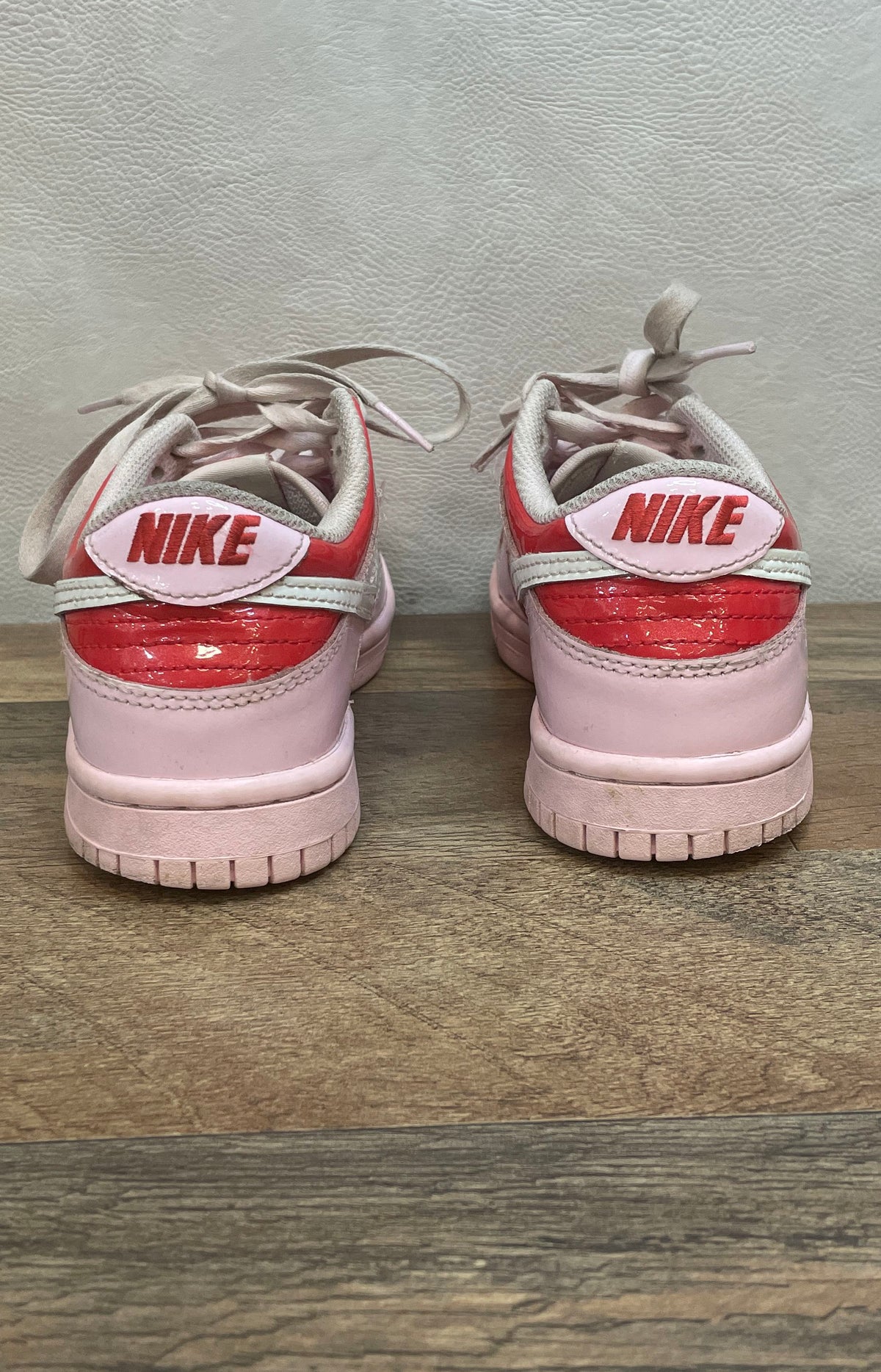 Vintage 2004 Nike Dunk Low Be Mine Pink Red Patent Size 4Y