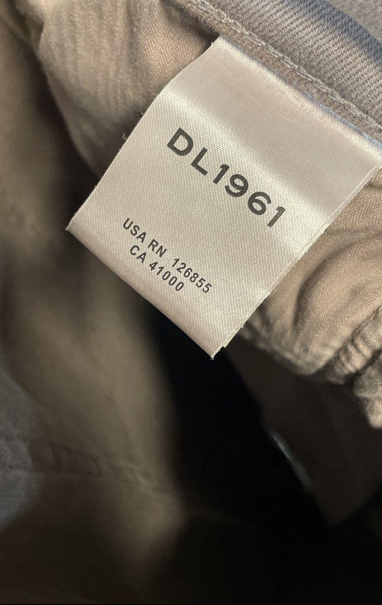DL1961 Women's Avery Modern Straight Jeans Porcini Taupe Tencel Blend Sz 32x30