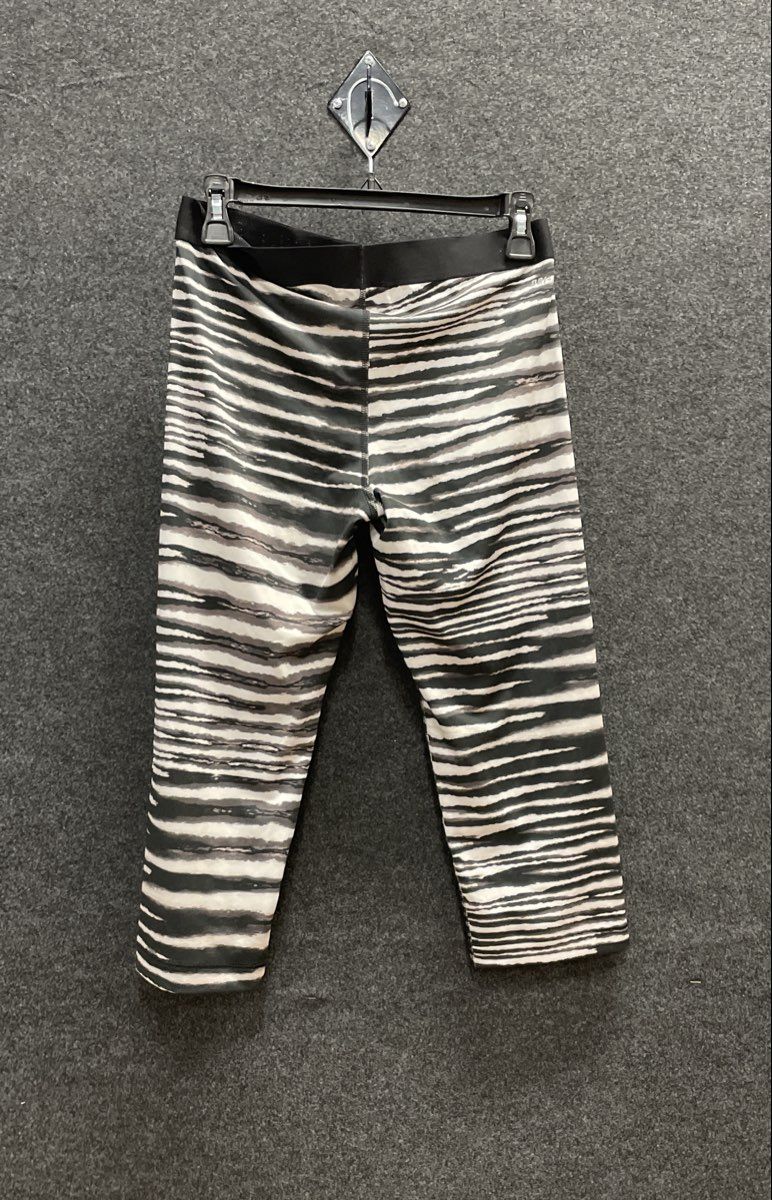 Nike Women's Nike Pro Capri Leggings Black White Zebra Stripe Print Sz L