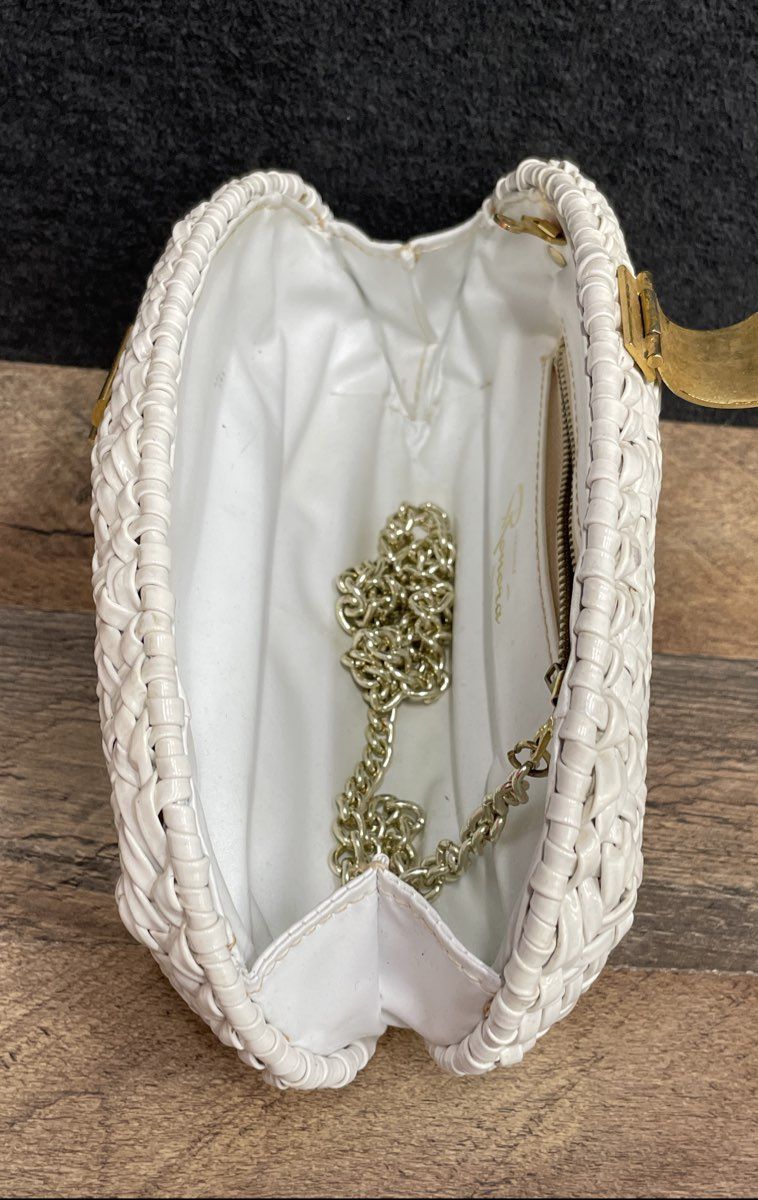 Vintage Ronora White Woven Clutch Bag Gold Shell Clasp Crossbody Hong Kong