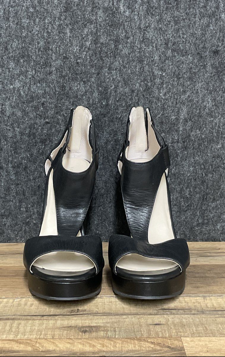Kenneth Cole Hayley Black Leather T-Strap Platform Wedge Sandals Women's Size 9