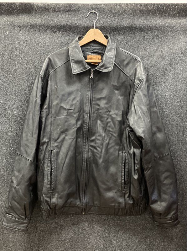 St. John's Bay Men's Black Leather Full Zip Quilted Bomber Jacket Tall Sz XLT
