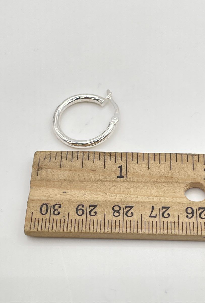 925 Sterling Silver Diamond-Cut Hoop Earrings 2.3g