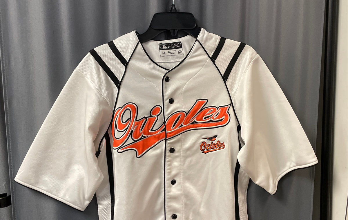 True Fan MLB Men's Baltimore Orioles Baseball Jersey White Embroidered Size S