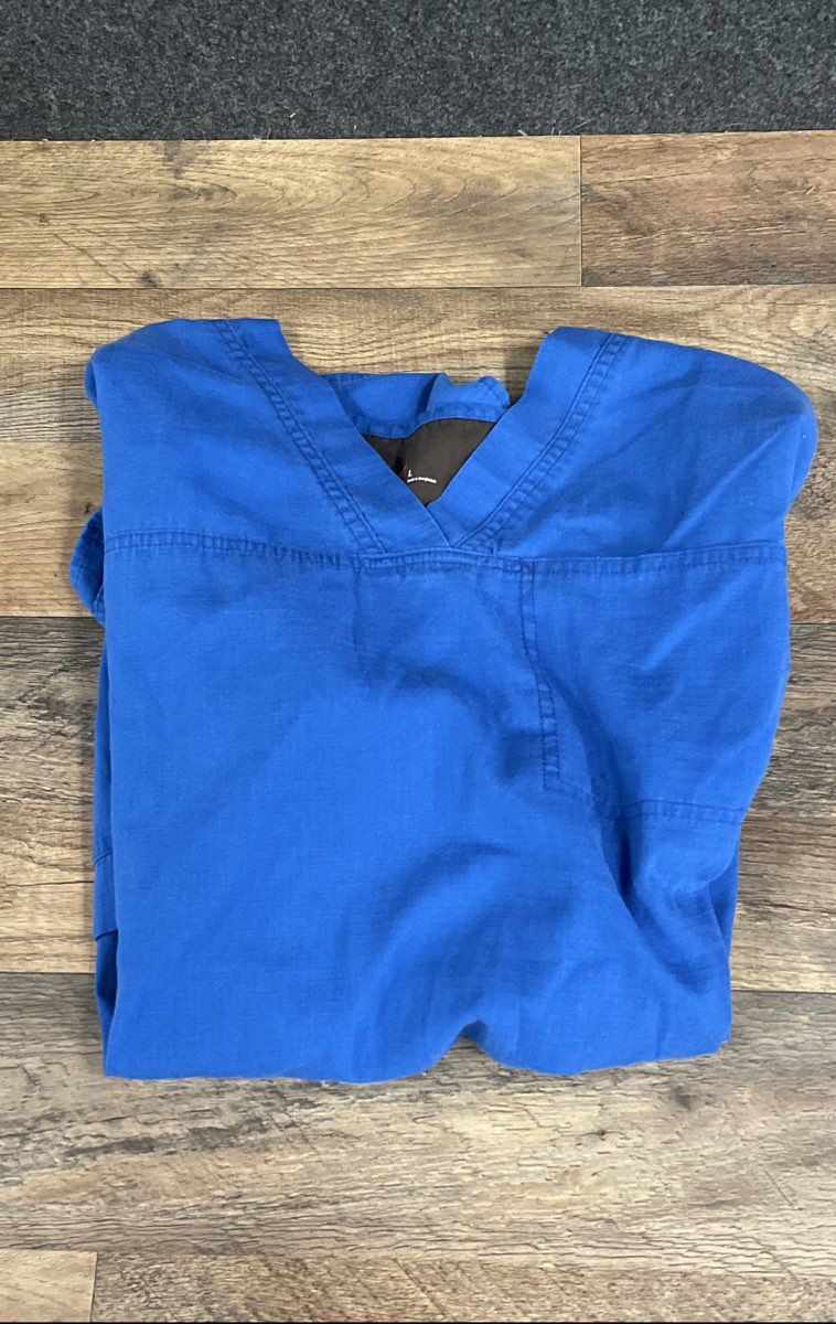 Carhartt Men's Blue V-Neck Ripstop Utility Scrub Shirt Size L