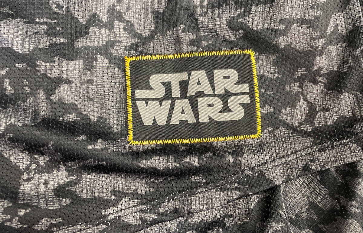 Disney Star Wars Rebels Men's Baseball Jersey Gray Camo Number 77 Sz M