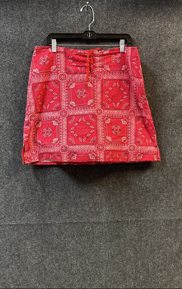 Zoey Beth Plus Women's Red Bandana Paisley Lace Up Front Skort Size 1X
