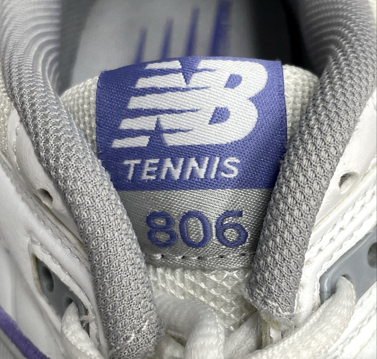 New Balance 806 White Purple Tennis Shoes Women's Size 8