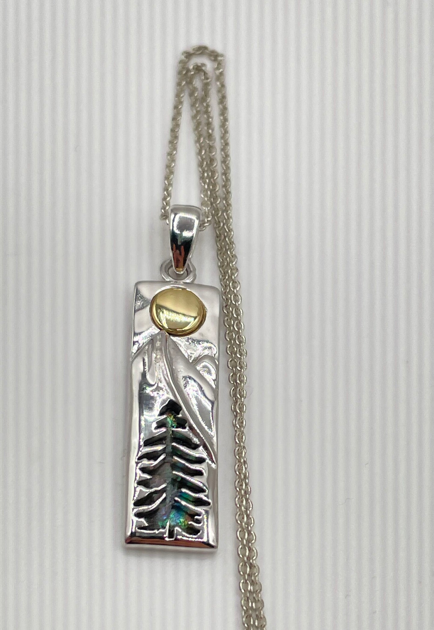 925 Sterling Silver Abalone Inlay Mountain Pine Tree Bar Pendant Necklace 6.7g