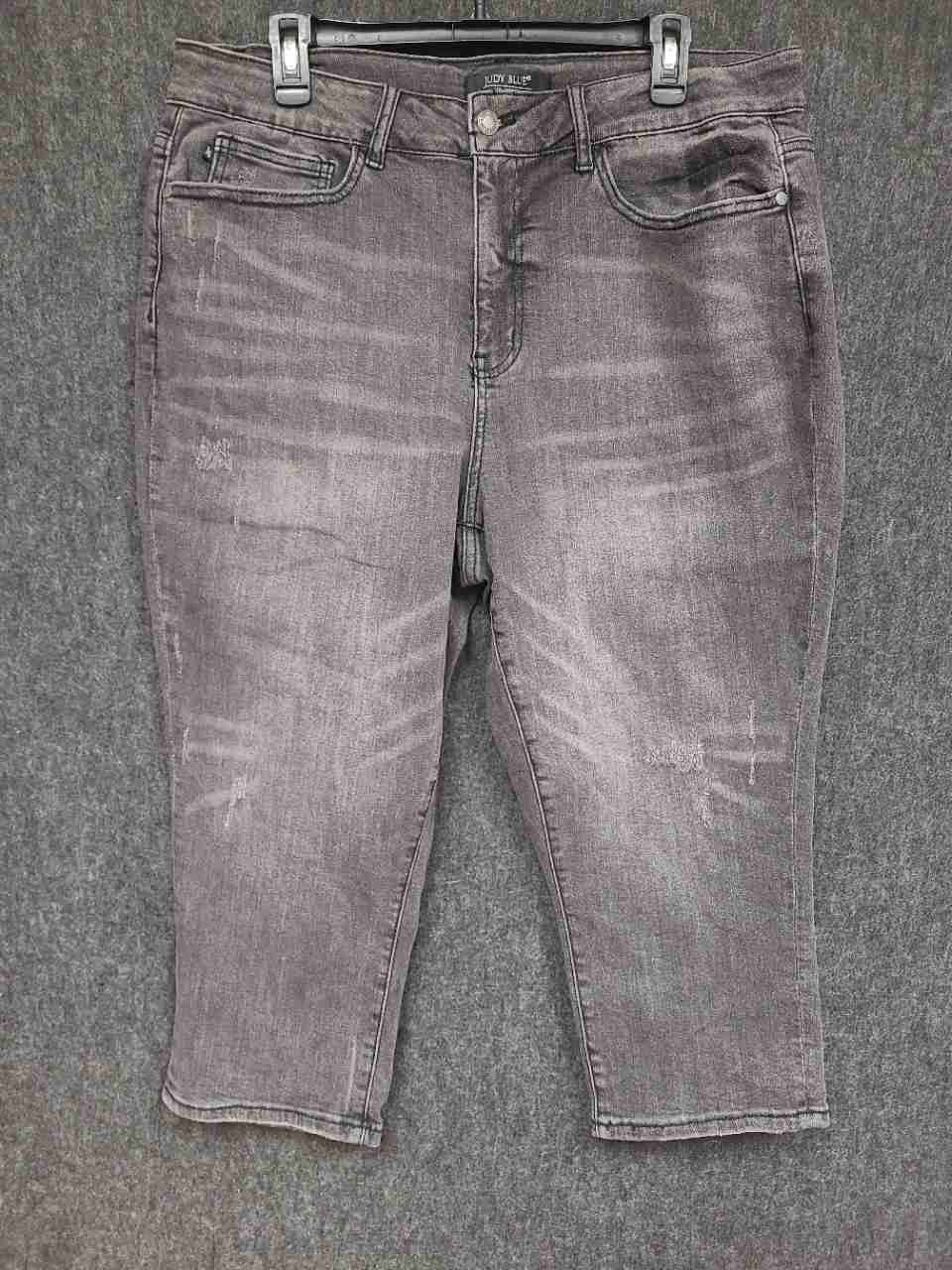 Judy Blue Women's Skinny Fit Capri Jeans Gray High Rise Distressed Sz 18W
