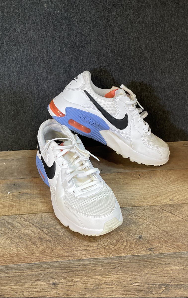 Nike Air Max Excee White Bright Mango Black Women's Sneakers Size 8.5
