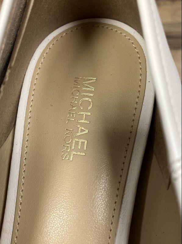 Michael Kors Cream Leather Gold Bit Loafers Women's Size 9.5M