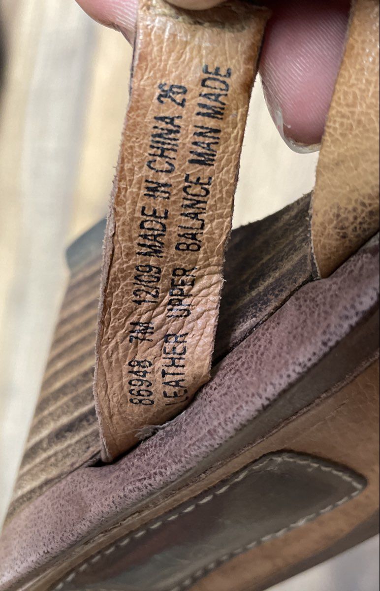 Clarks Artisan Brown Leather Strappy Wedge Sandals Mules Women's Size 7M
