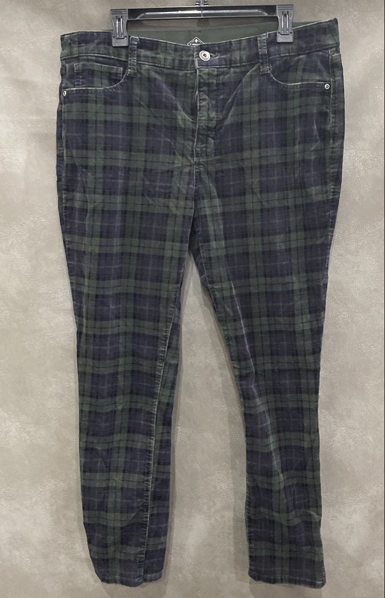 St. John's Bay Women's Green Black Plaid Corduroy 5-Pocket Stretch Pants Sz 16