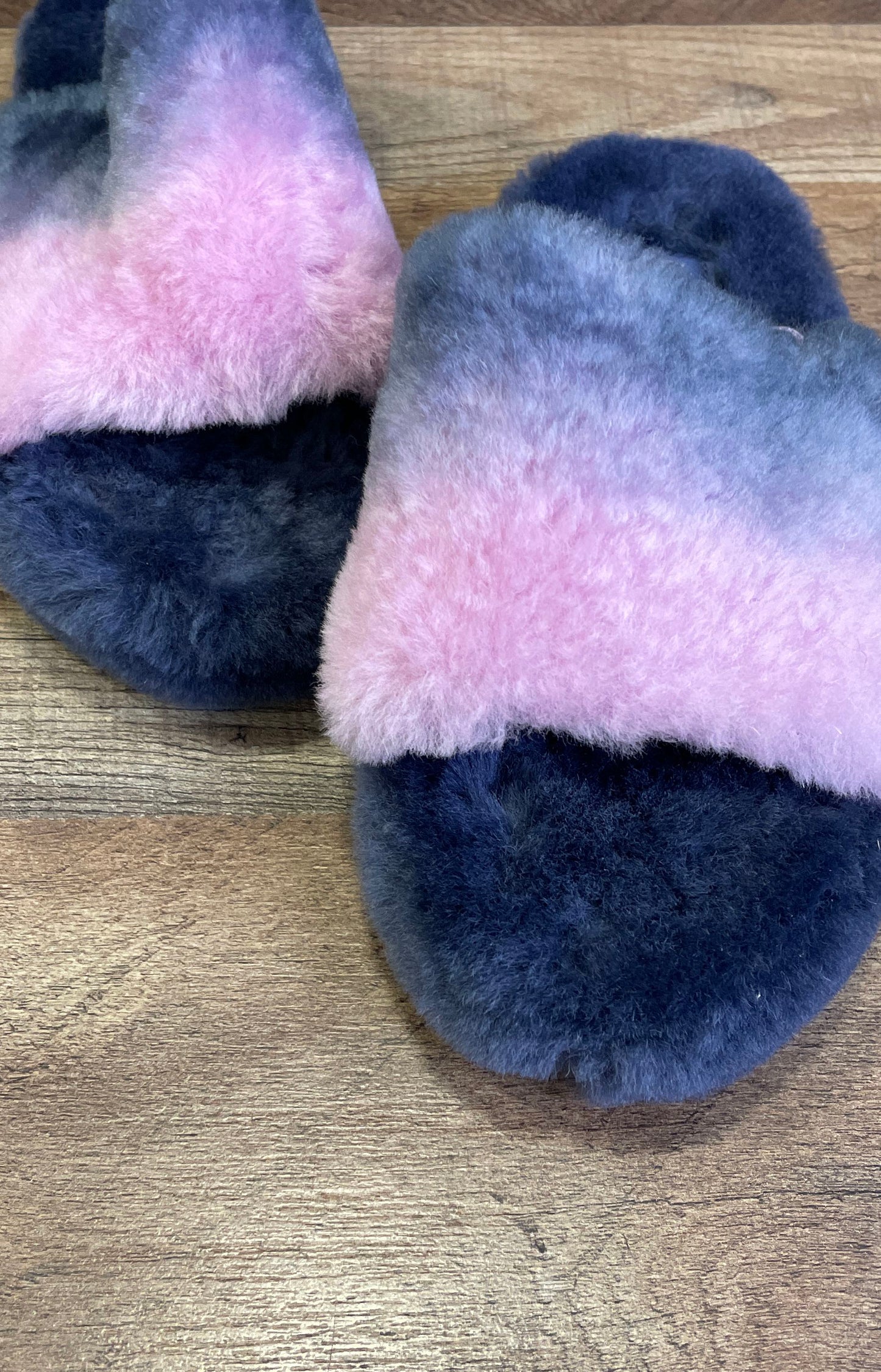 UGG Fluff Yeah Slide Pink Blue Marble Sheepskin Slipper Slides Kids Size 3