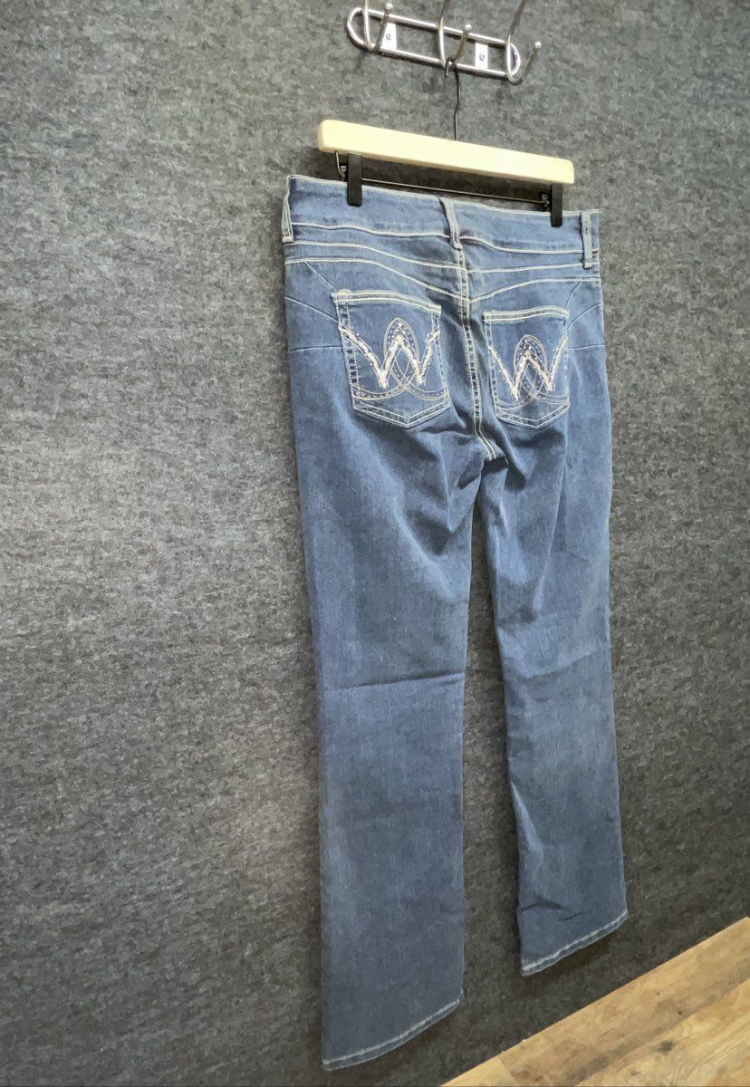 Wrangler Women's Blue Aura Bootcut Embroidered Pocket Jeans Sz 11/12x34