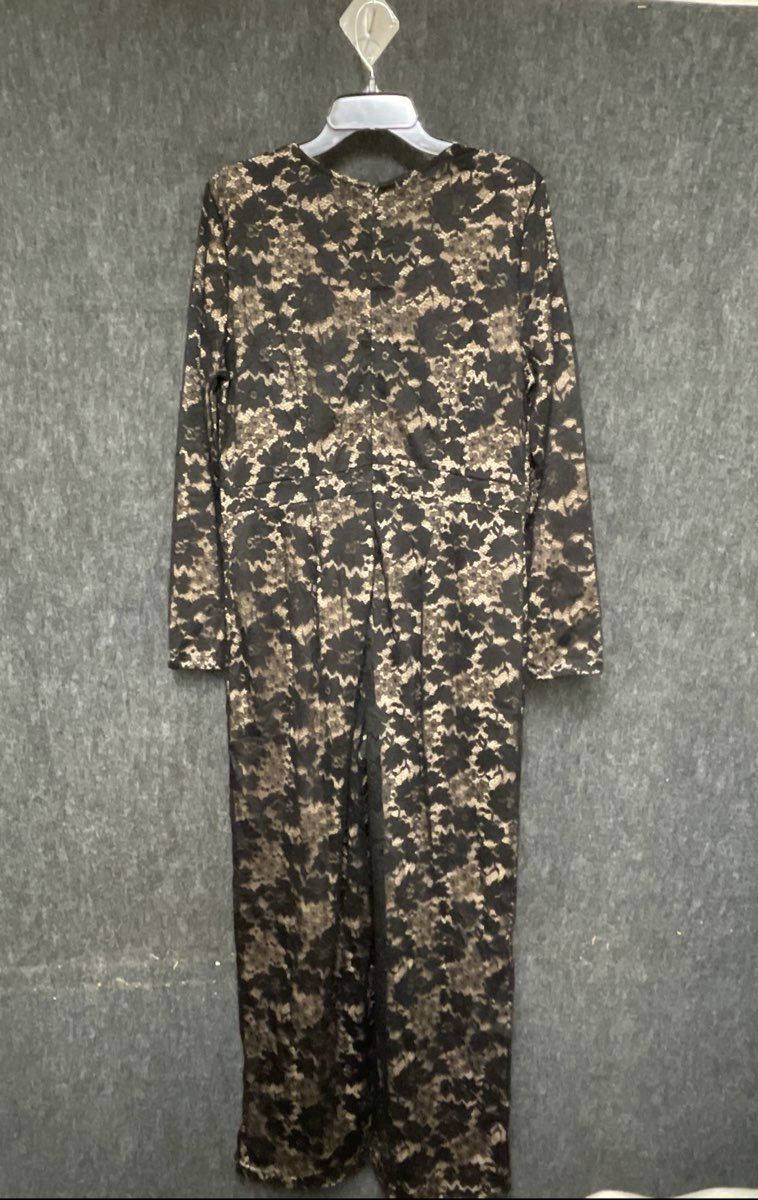 New York & Company Women's Black Gold Floral Lace Long Sleeve Jumpsuit L NWT
