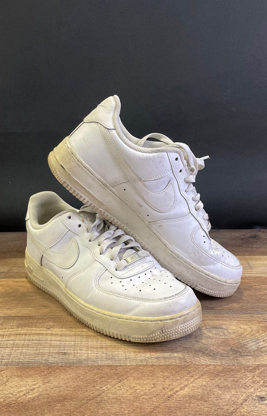 Nike Air Force 1 Low Triple White Leather Sneakers Size 9.5