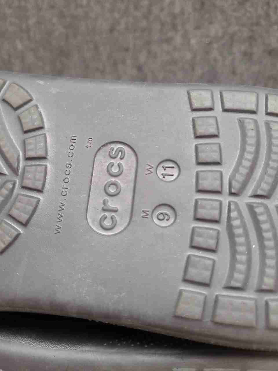 Crocs Classic Crush Clog Black Platform Clogs Men's 9 Women's 11