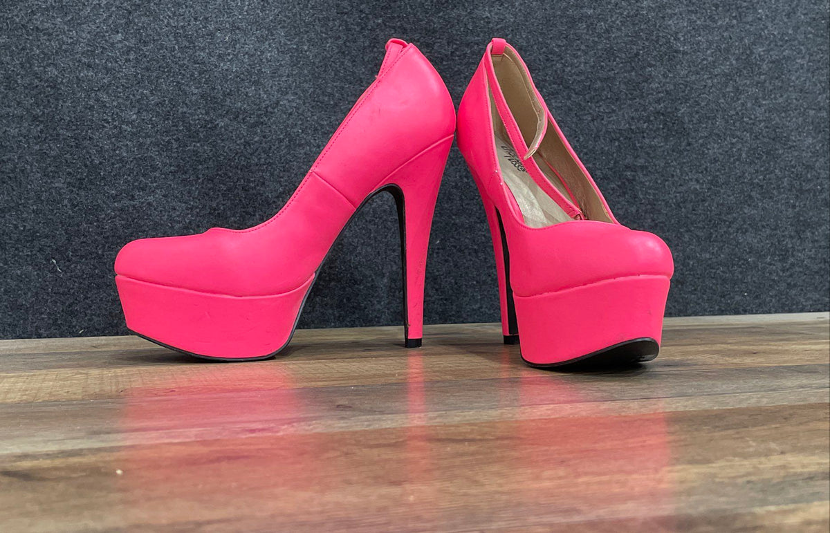 Charlotte Russe Neon Pink Platform Stiletto Ankle Strap Heels Size 7