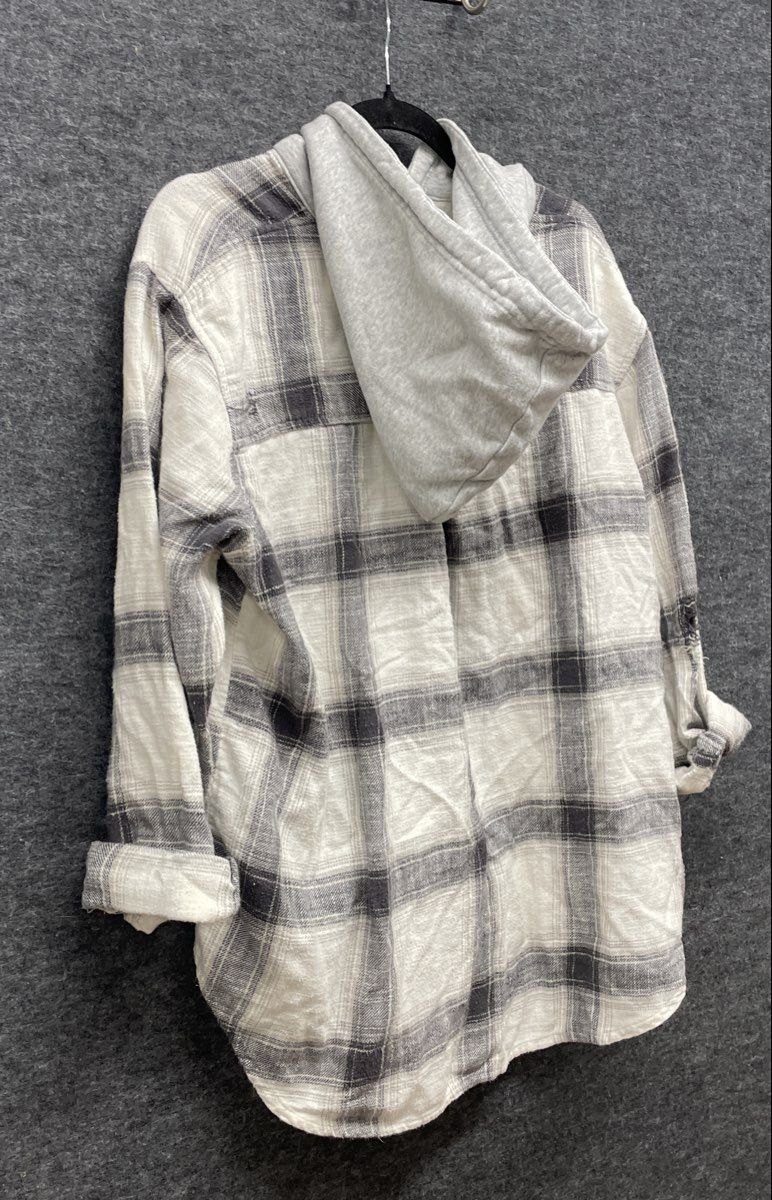 American Eagle Women's Hooded Plaid Flannel Shirt Gray White Distressed Sz L