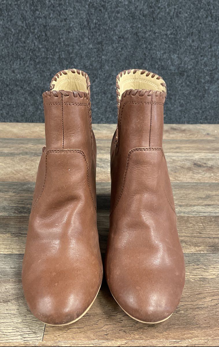 Lucky Brand Sivya Ark Brown Saddle Leather Cutout Ankle Boots Women's Size 9