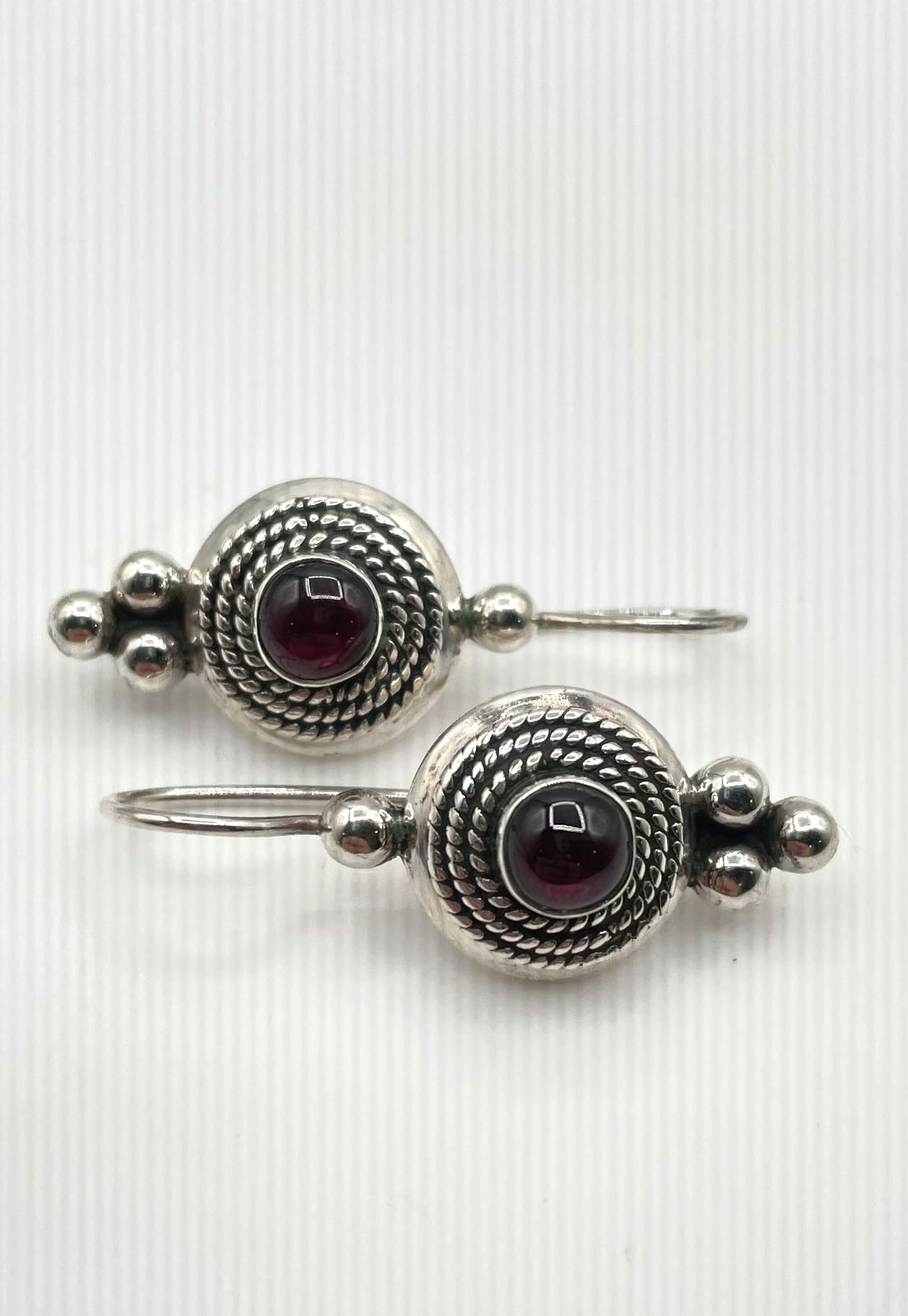 925 Sterling Silver Garnet Balinese Style Drop Hook Latch Earrings 8.8g