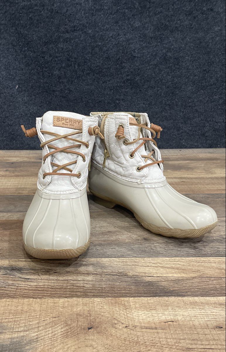 Sperry Saltwater Quilted Duck Boot White Tan Women's Ankle Boots Size 7.5