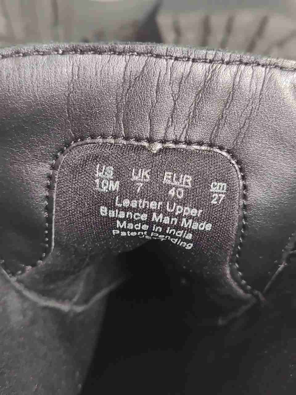 Naturalizer Black Leather Front Zip Lug Sole Platform Ankle Boots Size 10M