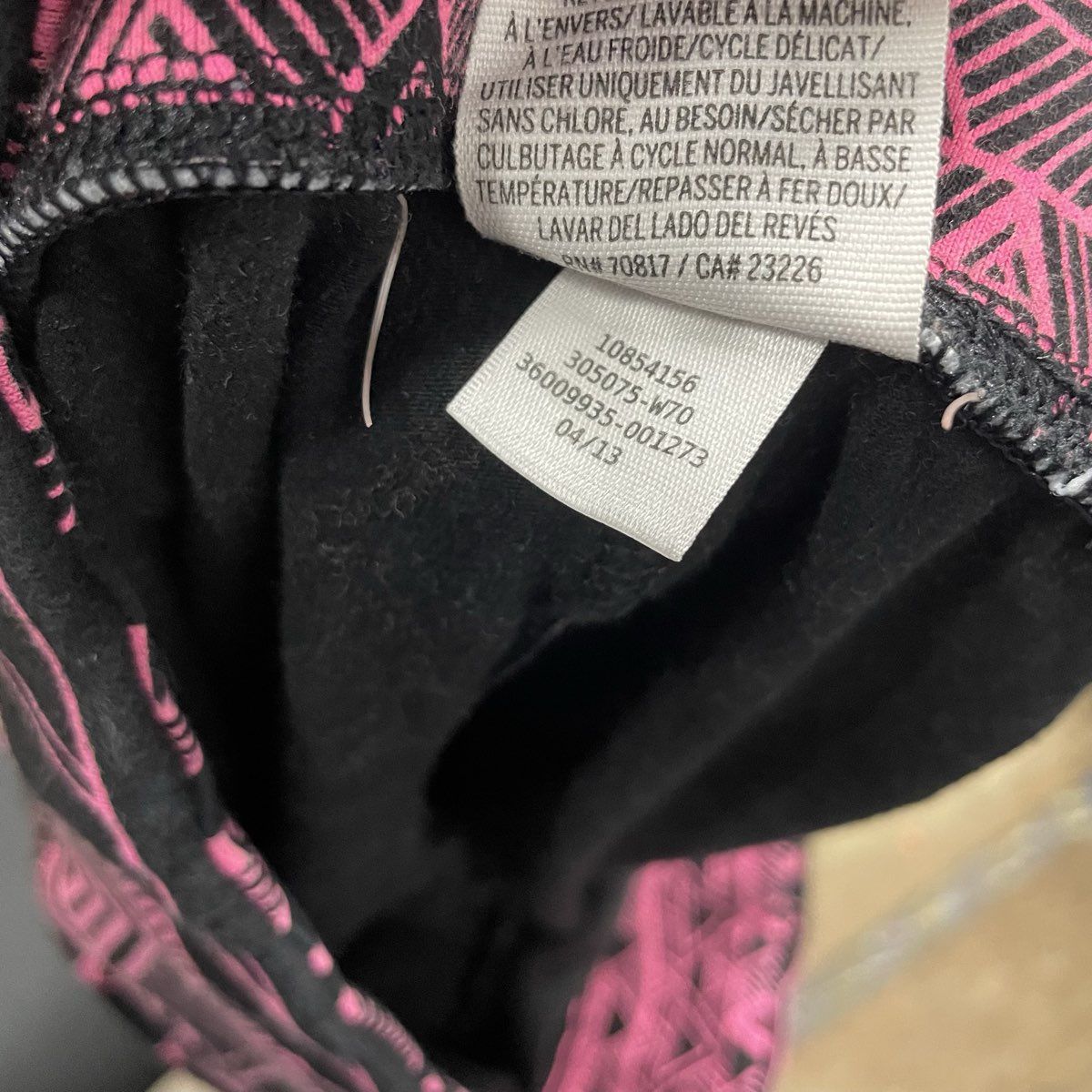 Victoria's Secret PINK Pink Black Geometric Tribal Print Leggings Women's Sz S