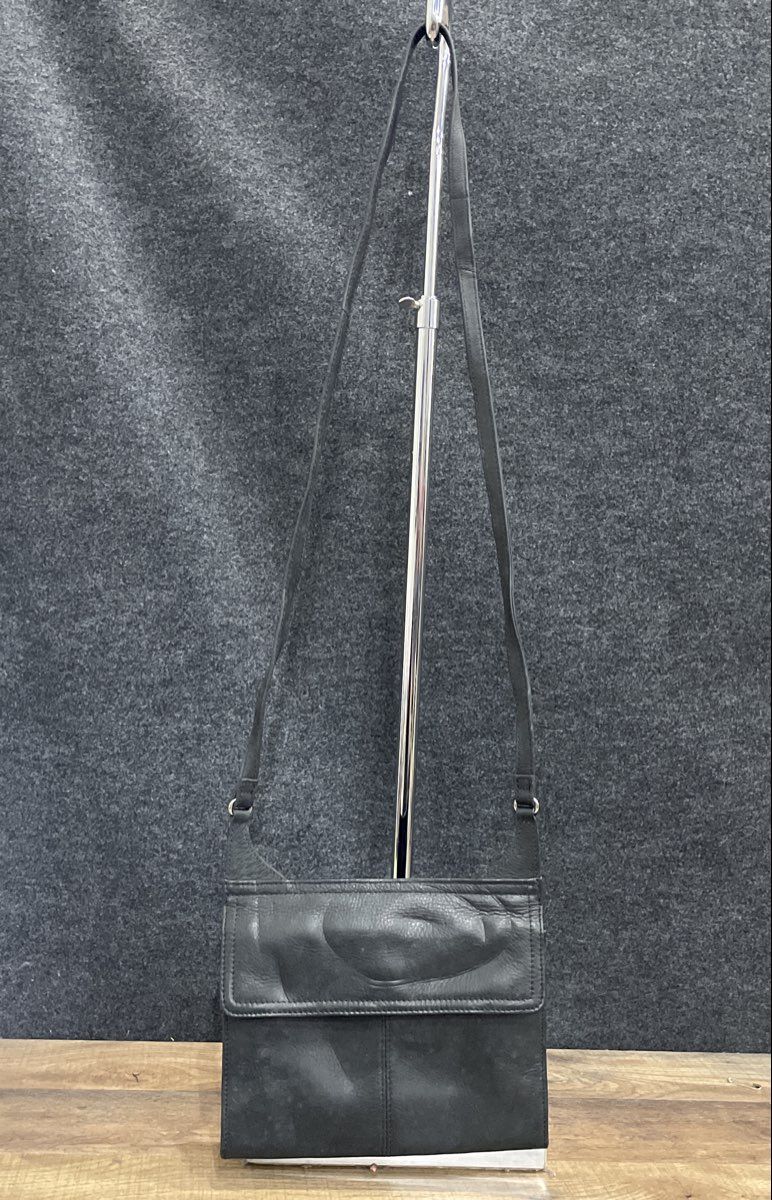 Fossil Black Leather Flap Crossbody Handbag Purse Adjustable Strap