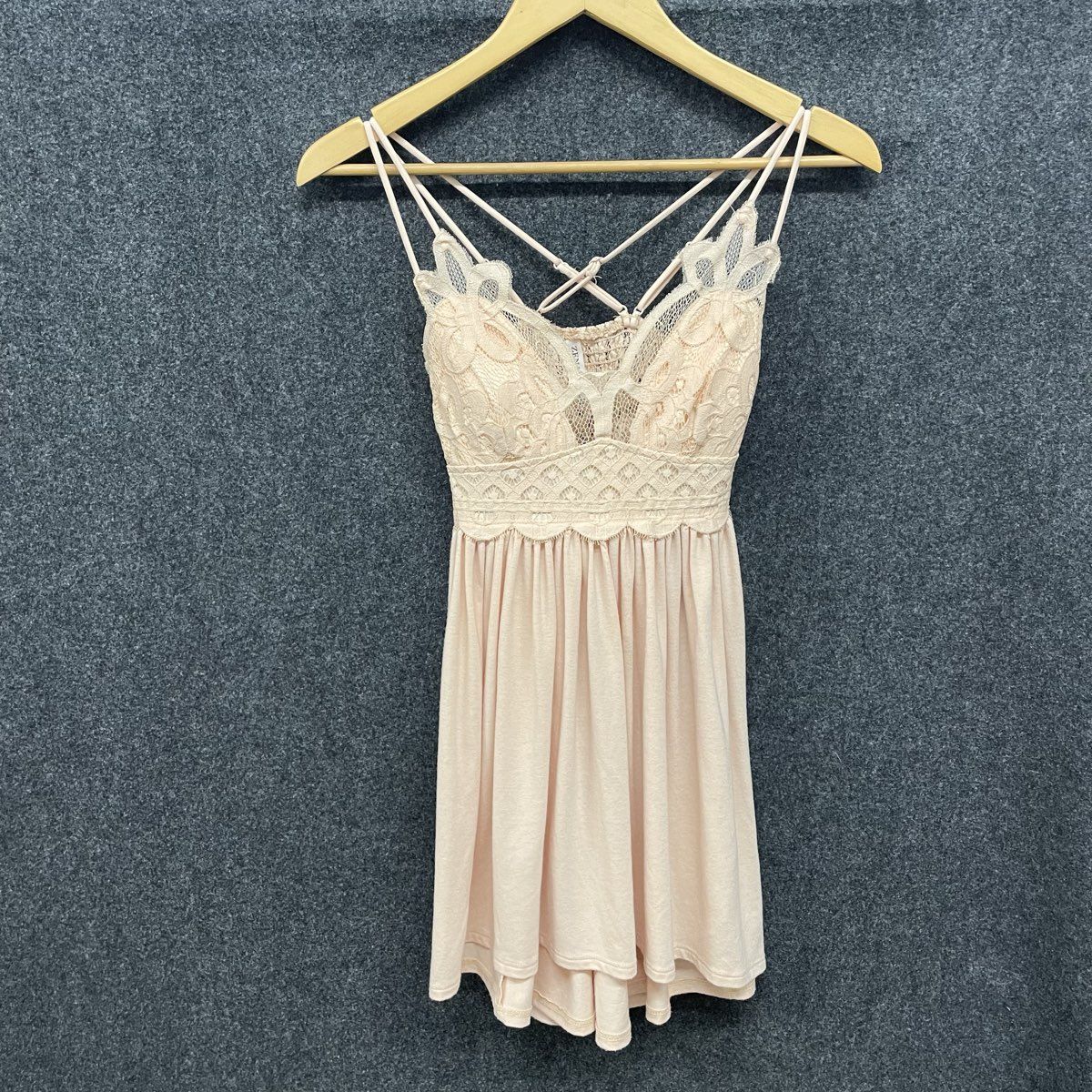 Zenana Women's Blush Pink Lace Trim Strappy Cami Dress Sz S
