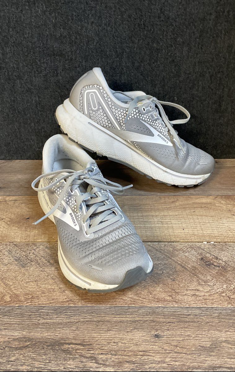 Brooks Ghost 14 Gray/White Neutral Running Shoes Size 8