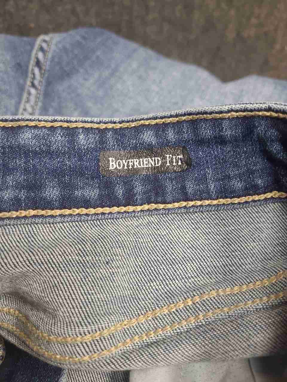 Judy Blue Women's Boyfriend Fit Distressed Ripped Blue Jeans Sz 11/30