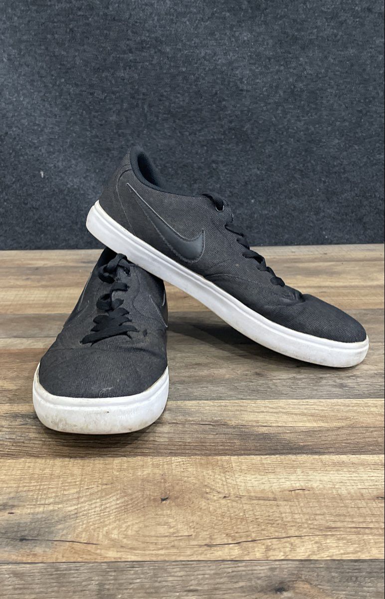 Nike SB Check Solarsoft Dark Grey Black Skate Shoes Men's Size 11