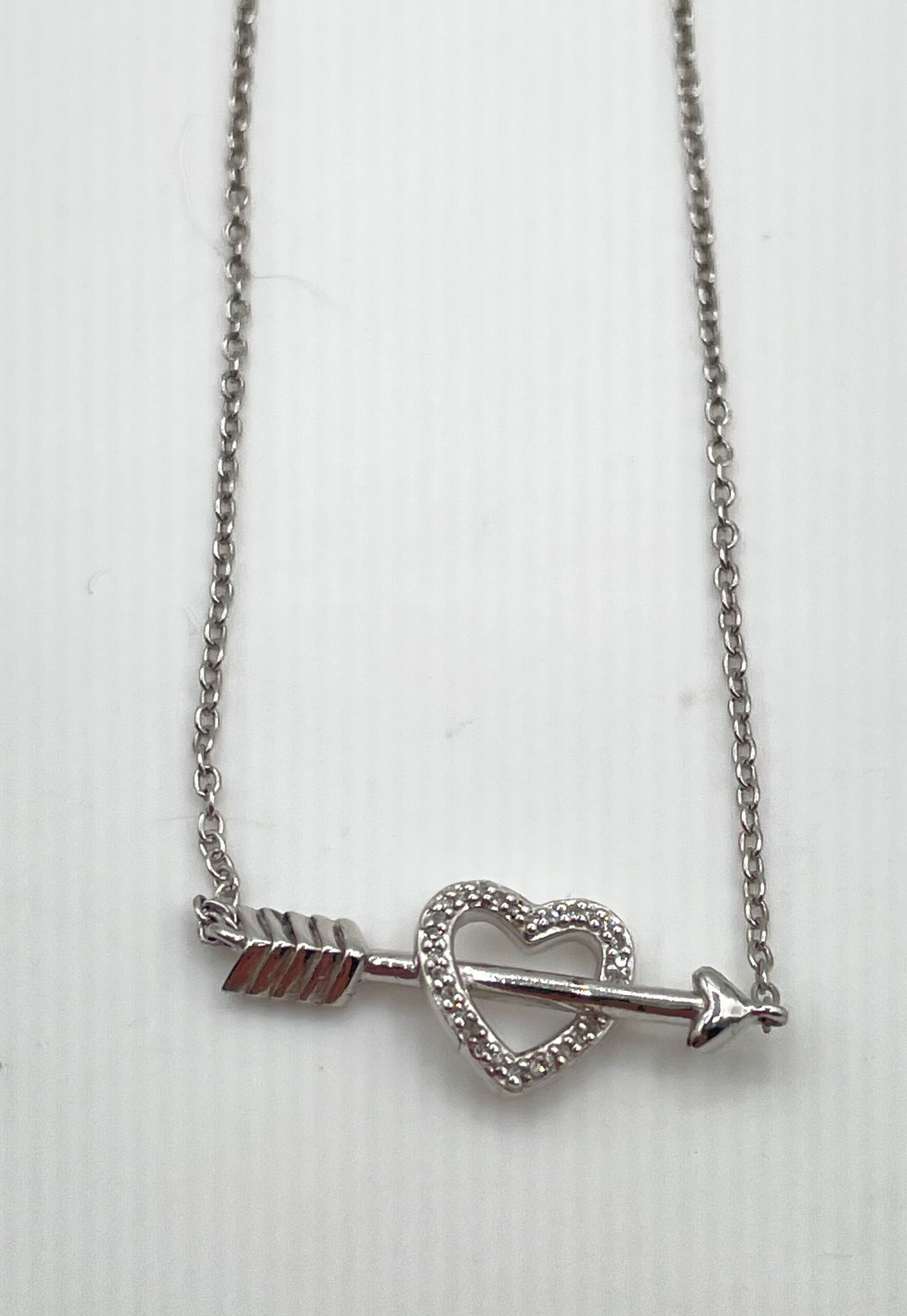 925 Sterling Silver Diamond Accent Heart & Arrow Pendant Necklace 2.5g