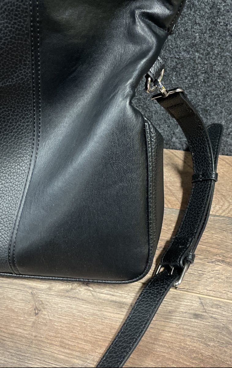 Steve Madden Black Pebbled Leather Hobo Shoulder Bag Crossbody Silver Hardware