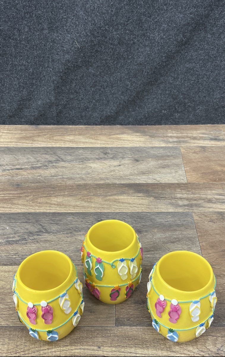 Lot of 3 Allure Ceramic Mugs Yellow Flip Flop Sandal Summer Beach Theme Cups