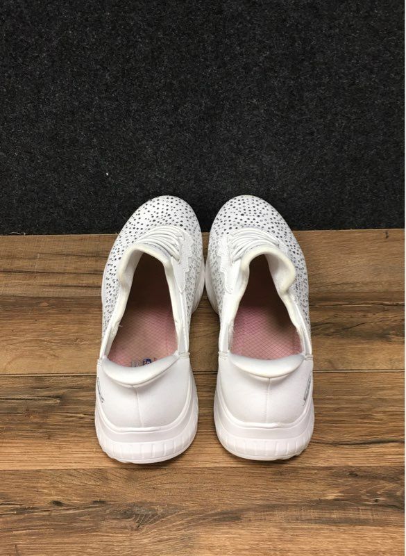 Skechers Hands Free Slip-ins BOBS Sport Squad Chaos White Rhinestone Sz 11