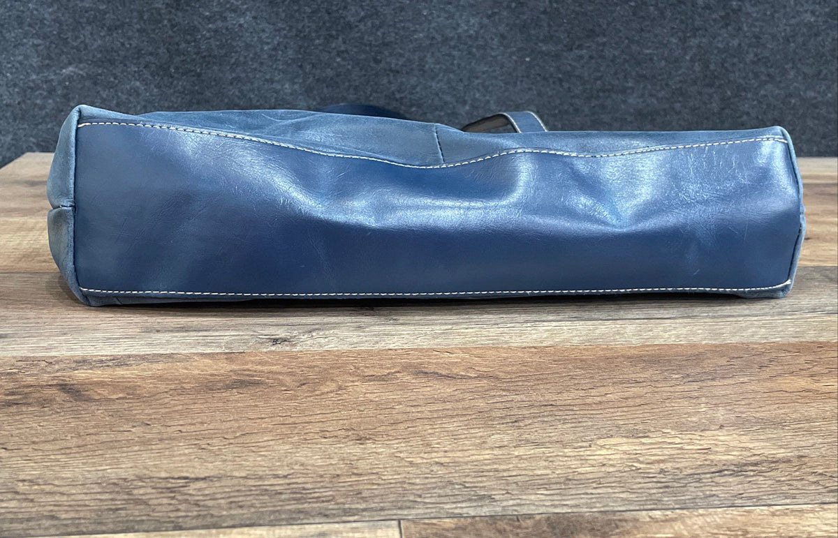 Vintage Worthington Blue Leather Buckle Flap Shoulder Bag Handbag