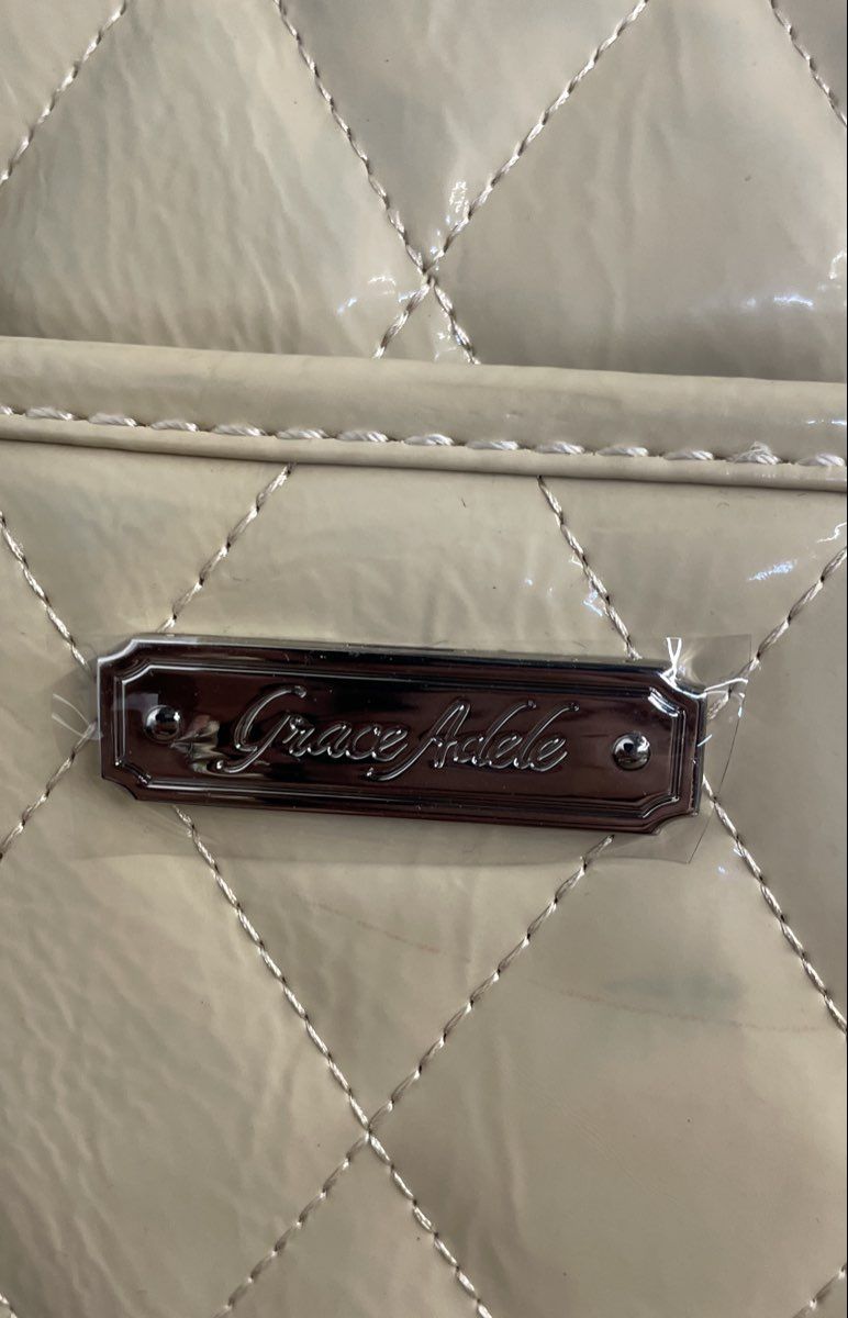 NWT Grace Adele Cream Quilted Patent Faux Leather Shoulder Bag Purse