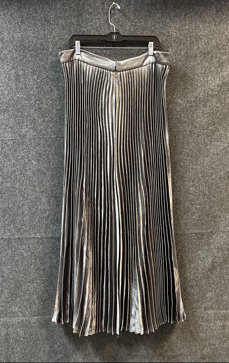 New York & Company Women's Silver Metallic Pleated Maxi Skirt Sz XL