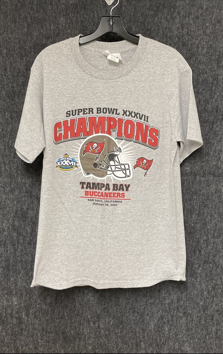Vintage 2003 Tampa Bay Buccaneers Super Bowl XXXVII Champions T-Shirt CSA Sz M