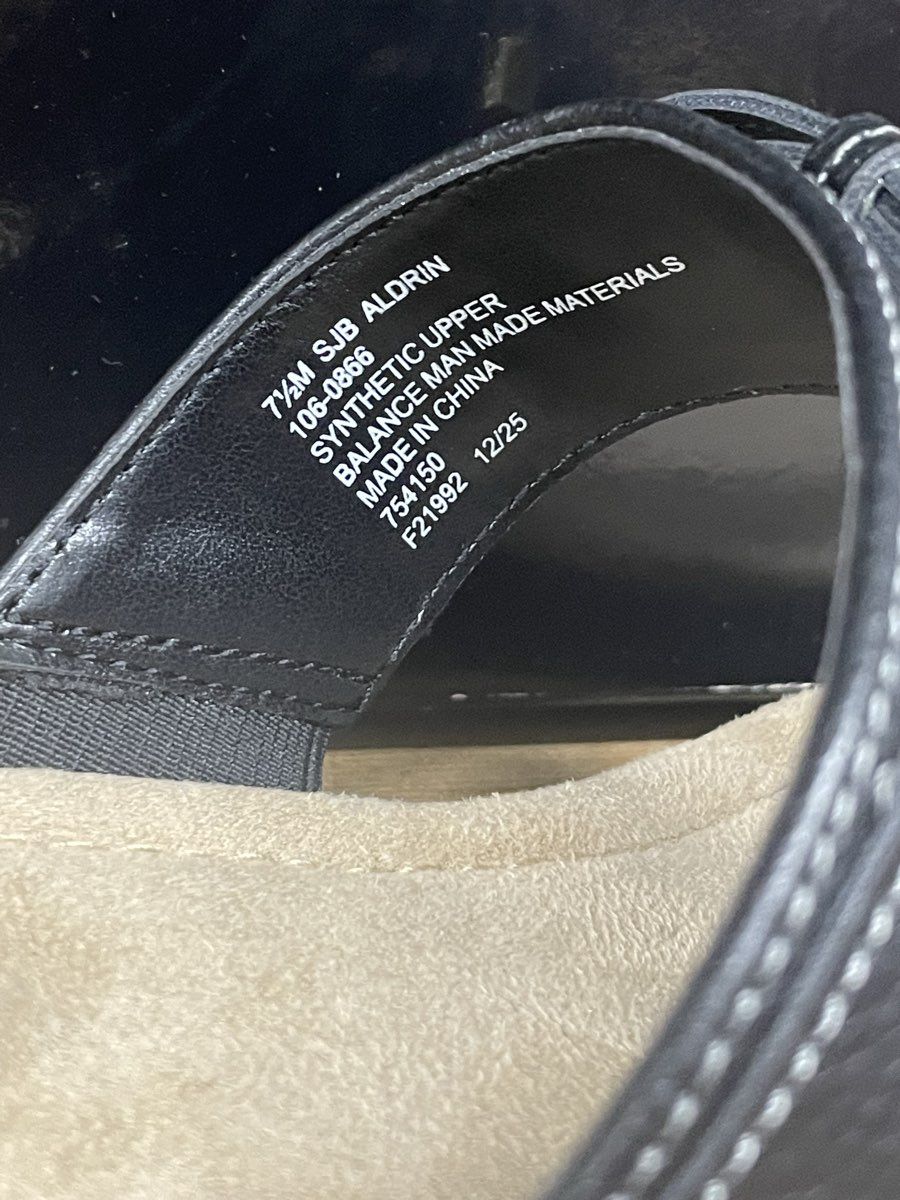 St. John's Bay Aldrin Black Memory Foam Thong Sandals Women's Size 7.5