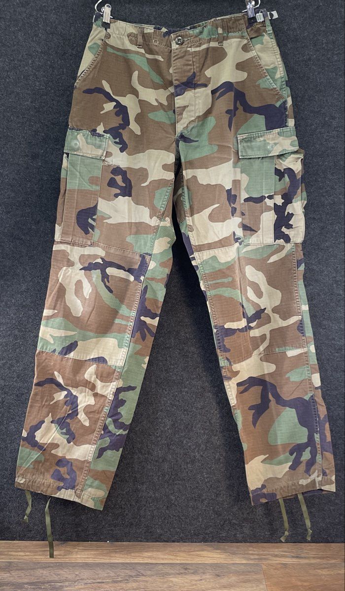 Vintage 80s 90s U.S. Military M81 Woodland Camo BDU Cargo Pants Unlabeled