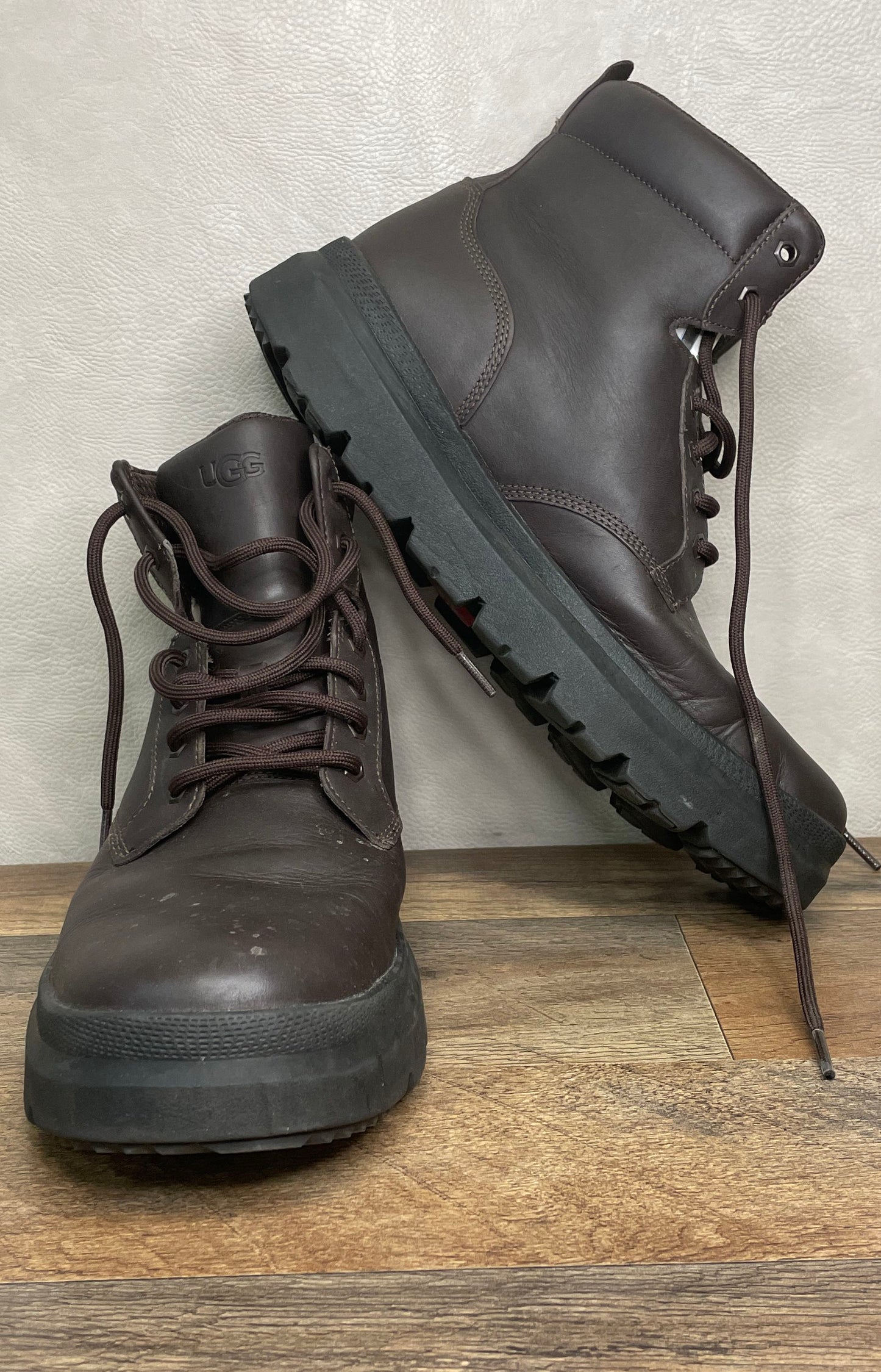 UGG Emmett Dark Brown Leather Waterproof Lace-Up Hiking Boots Men's Size 11