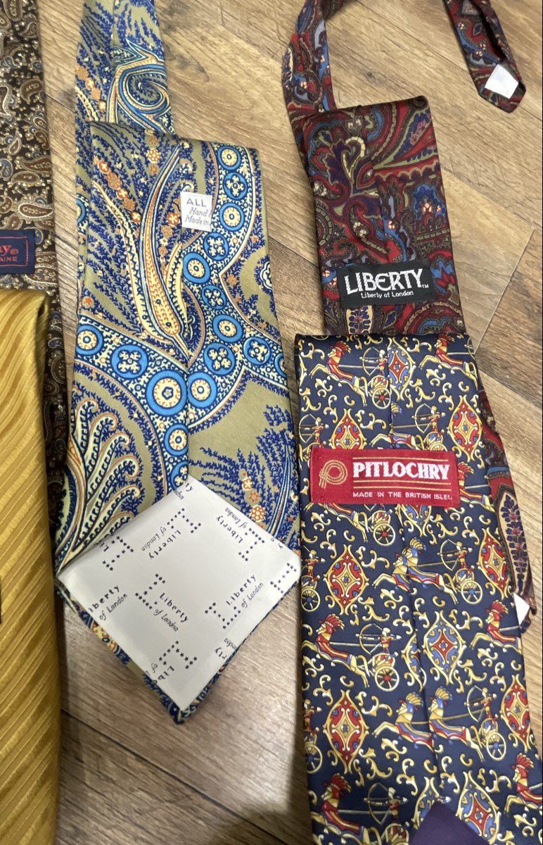Vintage Men's 100% Silk Neckties Lot of 10 Lands' End Pierre Cardin Paisley