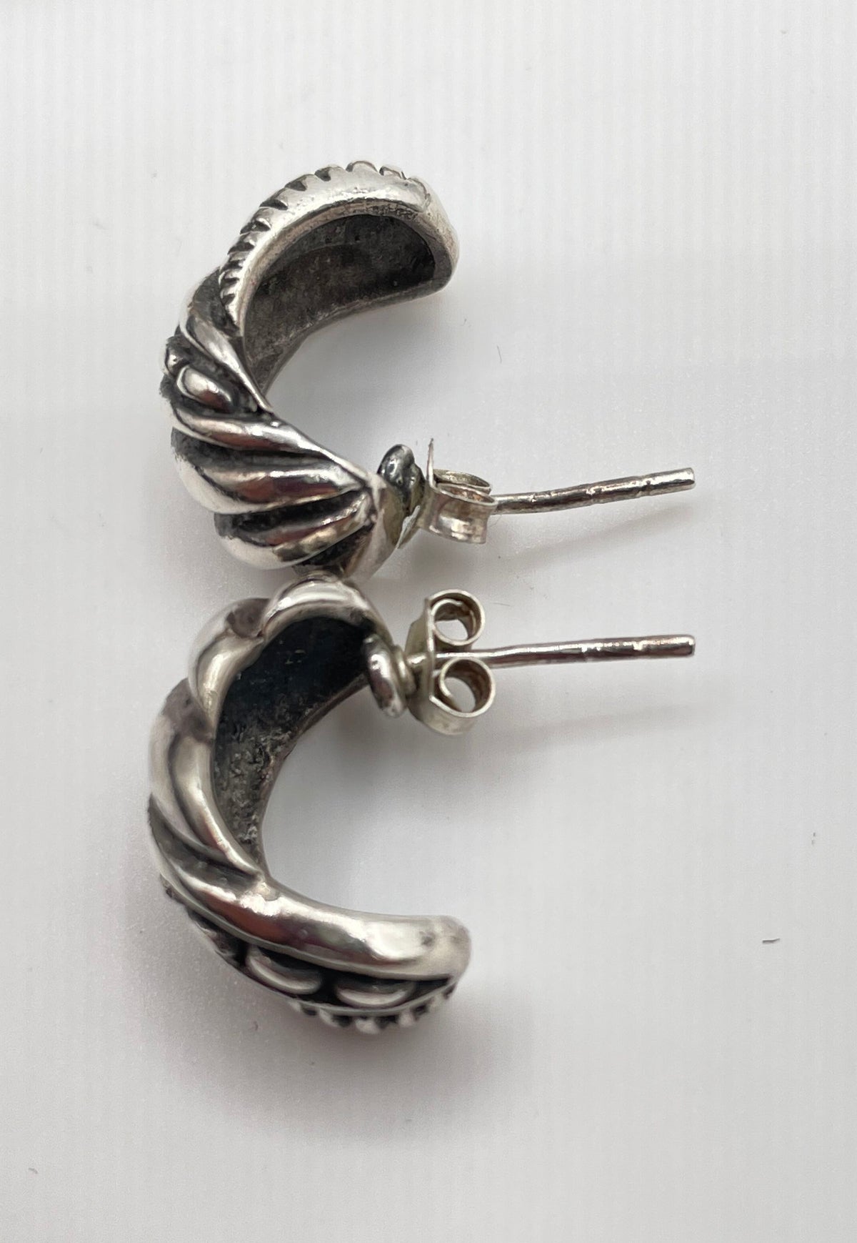 925 Sterling Silver Twisted Shrimp Huggie Stud Earrings 7.3g
