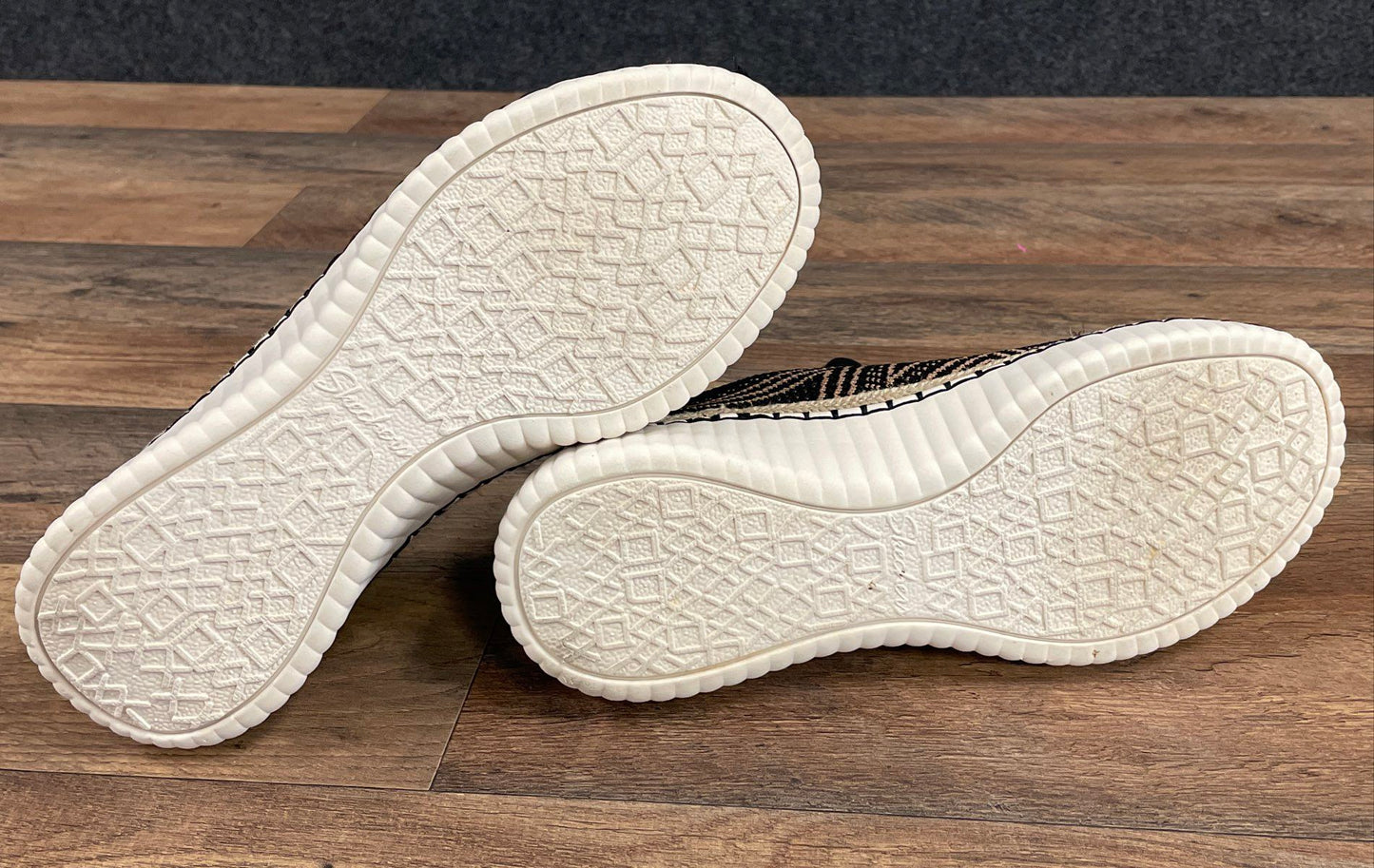 Skechers BOBS Skipper Tide Pool Stretch Fit Platform Sneaker Women's Size 9.5